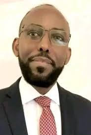 ገራሚ ክስተት.. በክልላችን ለመጀመሪያ ግዜ ምሁራንና ተፎካካሪ ፓርቲን ተሳታፊ ያደረገ ሹመት ፀደቀ 😊 በዚህ መሠረት  የአፋር ህዝብ ፓርቲ ሊቀመንበር የሆነው ወጣቱ የፖለቲካል ሳይንስ ምሁር Mousa Aden Omer የክልሉ ት/ት ቢሮ ምክ  ...