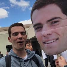 Andrew Cohen (@AndrewCo_hen)