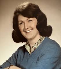 Sharon Gowen's Instagram, Twitter & Facebook