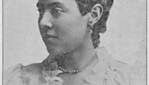 Amy Garvey's Instagram, Twitter & Facebook