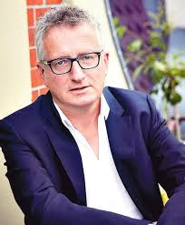 O diário de Anne Frank' quase não foi publicado e reconhecimento só veio  após peça na Broadway; entenda