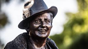 Statues of trailblazers Dame Dorothy Tangney and Dame Enid Lyons are  unveiled in Canberra