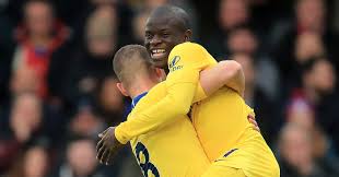 A glasgow smile (also known as a chelsea smile, or a glasgow, chelsea, birkenhead, a buck 50 or cheshire grin) is a wound caused by making a cut from the corners of a victim's mouth up to the ears, leaving a scar in the shape of a smile. Kante Typically Happy With New Scoring Chelsea Role Football365