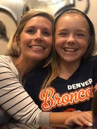 Surround yourself with women who amaze you. Pic 1: See that tiny girl next  to me? She finished her last radiation treatment today. For the second  time. We celebrated at Launderette Austin.