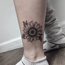 Sunflower Tattoo Meaning And Designs December 2020 Sunflower Tattoo Meaning Sunflower Tattoo Shoulder Sunflower Tattoo