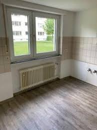 Paderborn (kreis), 4 zi., 112 qm, kalt 735 euro, warm 915 euro, nk 180 euro. 4 Zimmer Wohnung Mit Balkon Und 2 Badern Neuer Vinyl Boden