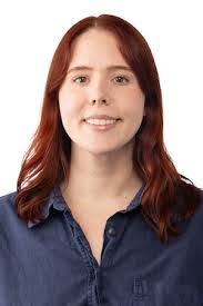 Danielle Meadows's Instagram, Twitter & Facebook