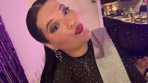 hi friends, I'm Hannah I'm new here. Have been a swiftie since debut days,  so nothing new there 🤣 I have to know what era I am!!! My favorite is  speak now,