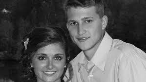 Deanna Duke's Instagram, Twitter & Facebook