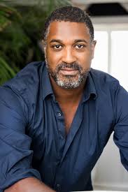 Daniel Njo Lobé, un acteur tout-terrain !