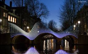 25 Illuminating Photos From The Third Amsterdam Light Festival Light Architecture Light Installation Amsterdam