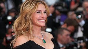 Η τζούλια ρόμπερτς έγινε πιο αυστηρή μετά το «ben is back». Pretty Woman Giati H Tzoylia Romperts Katekthse Gia 5h Fora Ton Titlo Ths Pio Omorfhs Gynaikas Bovary