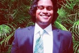 The Flash' Star Candice Patton Talks Iris' Decision To Call Off Her  Engagement With Barry