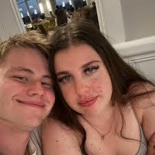 Kiana Richards's Instagram, Twitter & Facebook