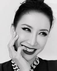 You were my first idol': Stars pay tribute to Coco Lee