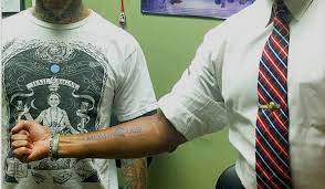 I got this on my right calf to symbolize what the spartans had to endure when someone was trying to disarm them. Allen West Gets Come And Take It Gun Rights Tattoo Washington Times