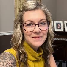 Bianca Mcgrath's Instagram, Twitter & Facebook