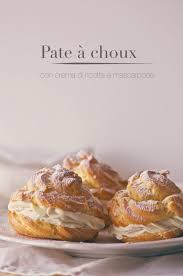 Perfect to top a cupcake, a cake (our mums make it for the pandoro cake at christmas!), or to eat by the spoonful. Pate A Choux Con Crema Di Ricotta E Mascarpone La Pancia Del Lupo
