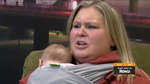 Woman sues Texas Roadhouse over breastfeeding incident