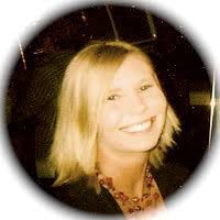 Tara Moen's Instagram, Twitter & Facebook