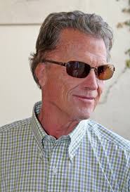 Former trainer Mike Mitchell dies at 66