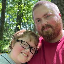 It has been over 30 minutes now. What's the longest everyone else has had  to wait. Please give me something to read while I sit here in my car  tonight.