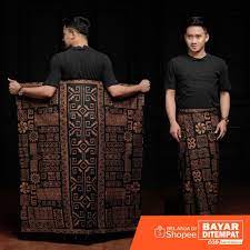 The city is central java's most important port, and is known for its batik. Pekalongan Batik Sarong Shopee Singapore