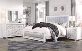 Employing timeless designing and architectural elements, this bed room collection brings a sense of substance and heritage to today's residences. Santorini Queen Size Bed Santorini Global Furniture Usa Modern Beds Global Furniture Global Furniture Usa Bedroom Sets Queen