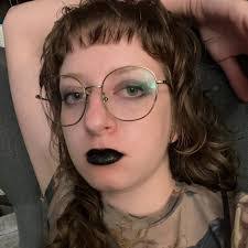 Noelle Vance's Instagram, Twitter & Facebook