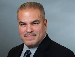 El alcalde del South El Monte presentó su renuncia luego de admitir que  aceptó sobornos