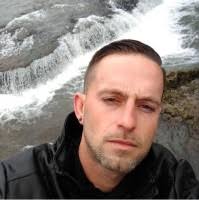 100+ "Geoffrey Springer" profiles