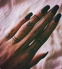New Girl In Town Small Finger Tattoos Finger Tattoos Pattern Tattoo