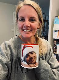 Need a good way to jumpstart your mood in the morning!? Dance your way out  of the house. Literally. It just changes your mood for the day. #danceitout  #dancemood #mornings #momlife #morningmotivation #