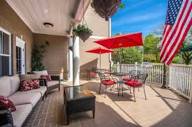 My overall hypothesis is that greenville, sc is subject to two opposing cultural influences. Assisted Living And Dementia Care In Greenville South Carolina