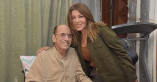 الجمال ليس عصفور في قفص. ØµÙˆØ± Ø³Ù…ÙŠØ±Ø© Ø³Ø¹ÙŠØ¯ ØªØ²ÙˆØ± Ø§Ù„Ù…ÙˆØ³ÙŠÙ‚Ø§Ø± Ø¬Ù…Ø§Ù„ Ø³Ù„Ø§Ù…Ø© Ø§Ù„ÙŠÙˆÙ… Ø§Ù„Ø³Ø§Ø¨Ø¹
