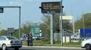 Scontro Fra Tir In A1 Tra Fiorenzuola E Fidenza Un Morto Traffico Deviato E Lunghe Code Piacenzasera It