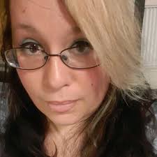 Holly Trowbridge (@hollytehkitteh)