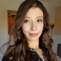 Sandra Veres's Instagram, Twitter & Facebook