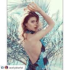 My Photo With Acelya Kartal Repost Acelyakartal With Repostapp Fromlastshoot Acelyakartal Model Hm In 2020 My Photos Photo Photography