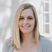 Amber Knowles's Instagram, Twitter & Facebook