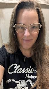 Hi y'all I have long bright blue plus color hair. I want a wolf cut. Anyone  kniw how to do it?