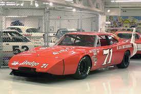 The frame of all nascar cars is actually more complicated than you might think. Top 5 Nascar Cars Fastest Greatest Most Dominant Snaplap