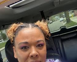 April Therrien's Instagram, Twitter & Facebook