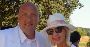 INTERNATIONAL LUXURY CONSULTING: PASCAL RENOUARD De VALLIÉRE , ANNE De  CHAMPIGNEUL ...THE WHITE PARTY 2016 ...CHATEAU DE BEAUREGARD ...Comme  chaque année PASCAL RENOUARD DE VALLIÉRE a organisé sa Traditionnelle  Garden Party ...Succes Assuré ...