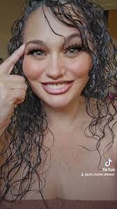 Jodi Southworth's Instagram, Twitter & Facebook