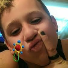 Listen to Wasted by Kenny Chesney in country playlist online for free