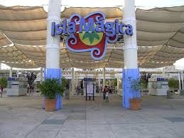 Cuenta con un parque acuático desde 2014, agua mágica. I Pinimg Com 736x 37 74 Ae 3774aea3de42a60cb1c0