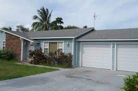 With Access To Thousands Of Properties In The Cayman Islands As A Member Of The Cayman Islands Real Estate Brokers Association Cir Property Realty Real Estate