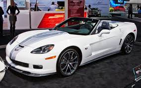 Corvette 427 Convertible Collector Edition 2012 Chicago Auto Show Motor Trend In 2020 Corvette Chicago Auto Show Sports Cars Luxury