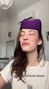 How stewardess life be like ✈️🙈🙊💺🛩 decollooo #stewardess #airplane  #vines #belike #luggage #airports #travel #aroundtheworld #girlboss  #believeinyourselfladies #girlsthings #comedy